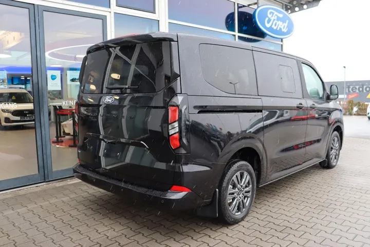 Ford Tourneo Custom