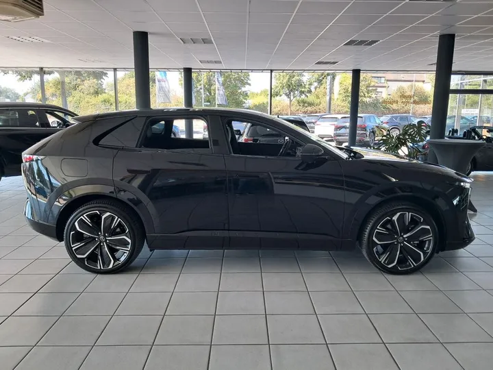 Mazda CX-6e