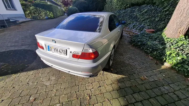 BMW 325