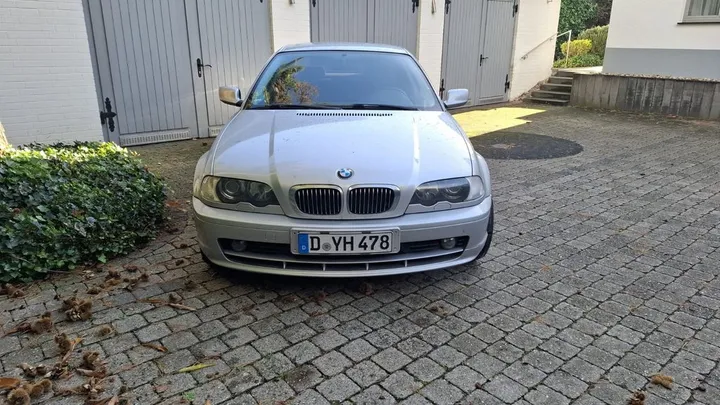 BMW 325
