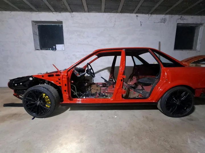 Audi 80