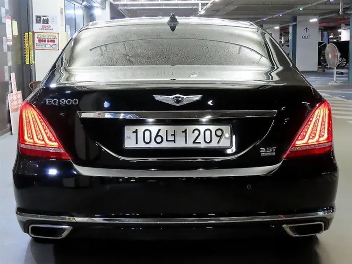 Genesis EQ900