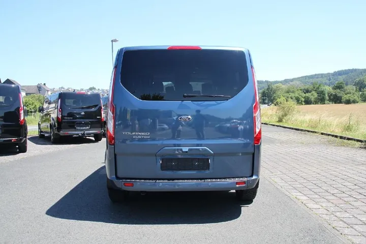 Ford Tourneo Custom