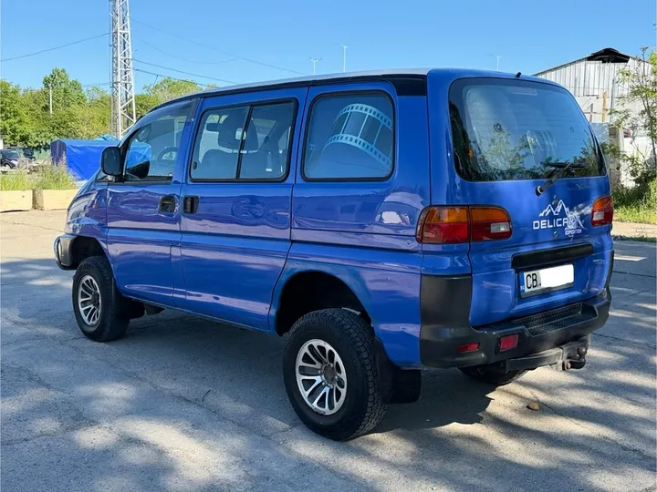Mitsubishi L400