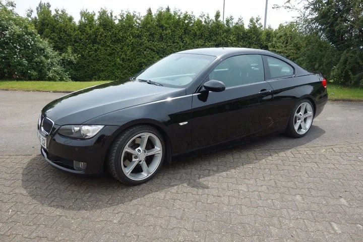 BMW 325