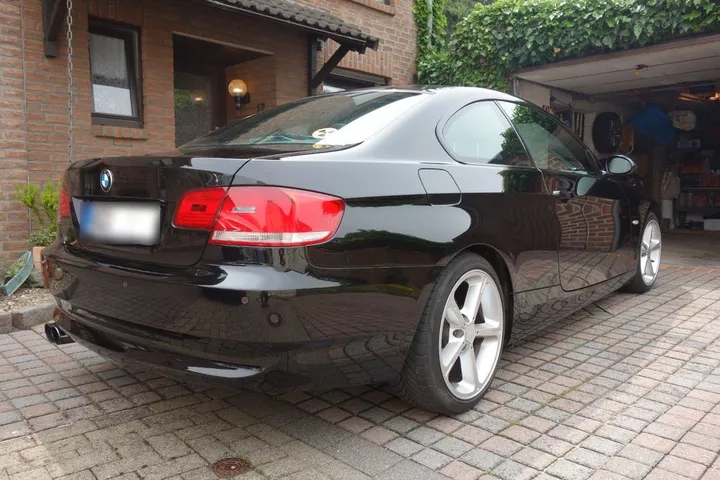 BMW 325