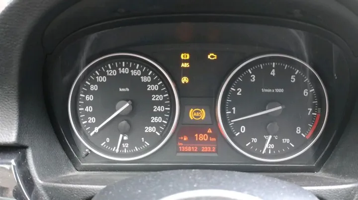 BMW 325