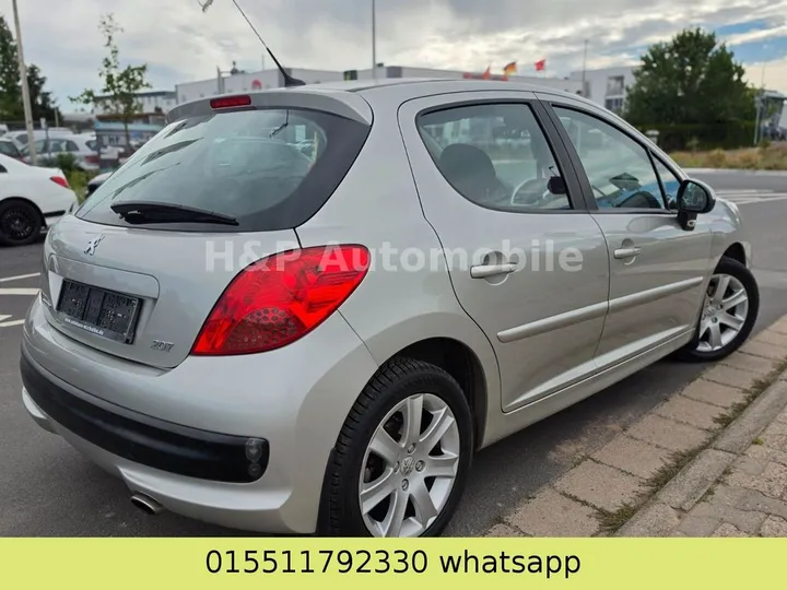 Peugeot 207