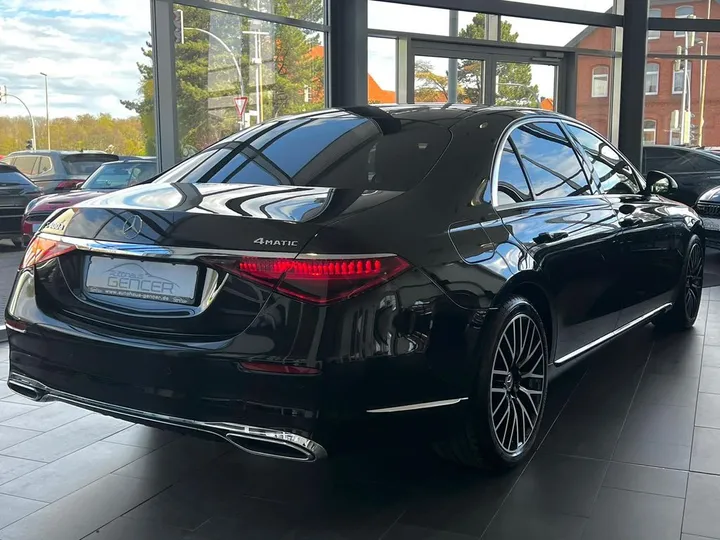 Mercedes-Benz S 400