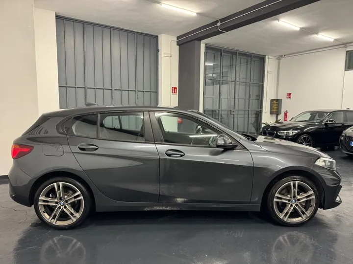 BMW 118