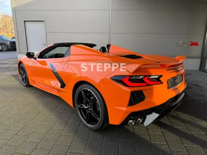 Corvette C8
