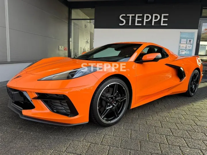 Corvette C8