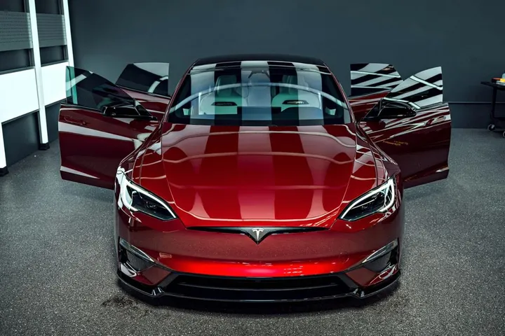 Tesla Model S