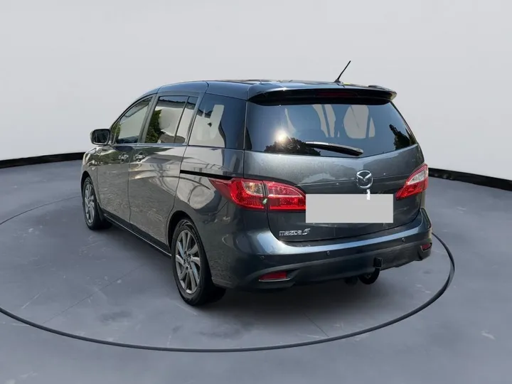 Mazda 5