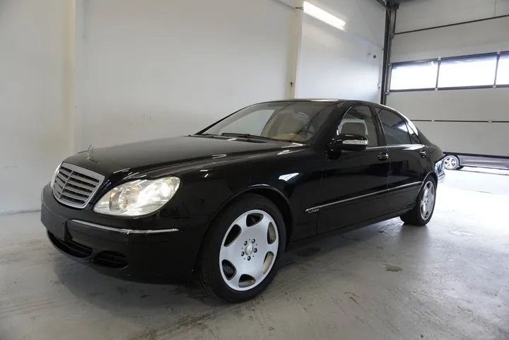 Mercedes-Benz S 600