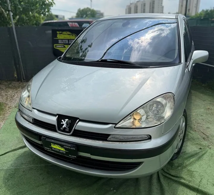 Peugeot 807