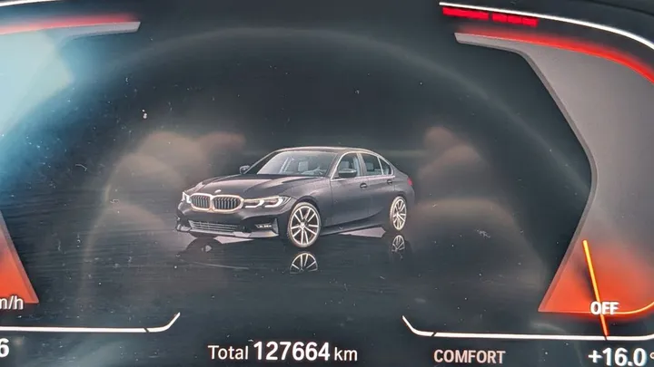 BMW 320