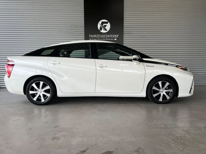 Toyota Mirai