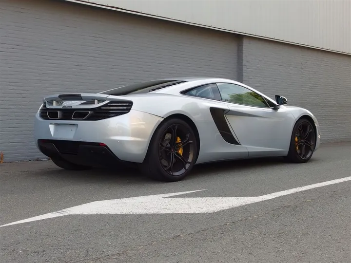 McLaren MP4-12C