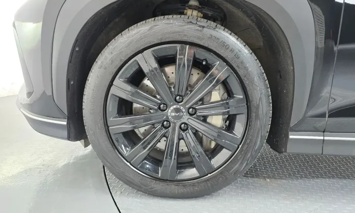 BYD Sealion 7