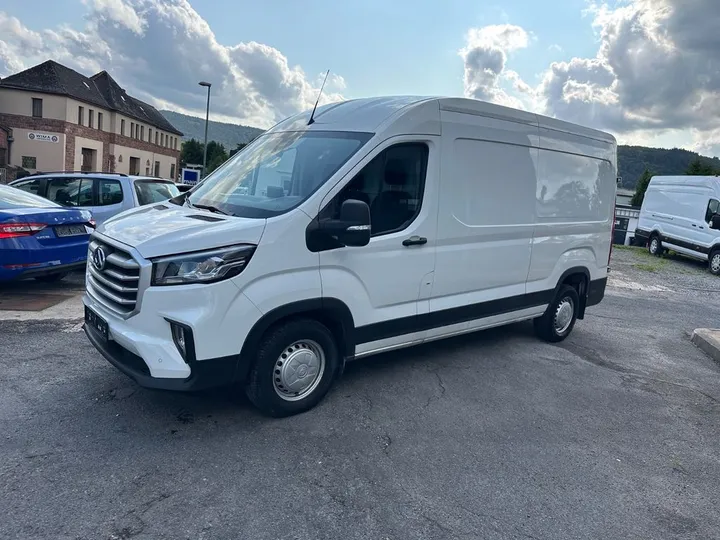 Maxus Deliver 9