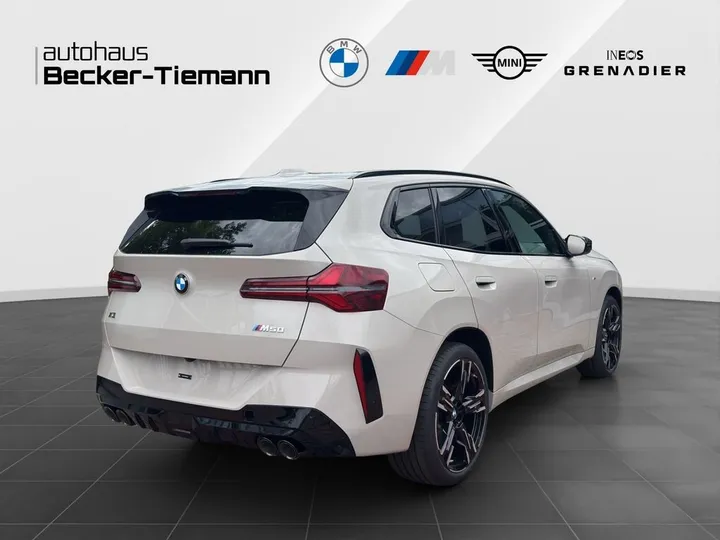 BMW X3 M50