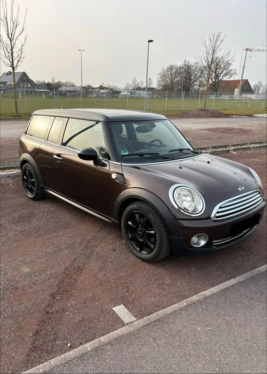 MINI Cooper Clubman