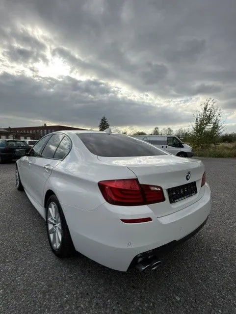 BMW 528