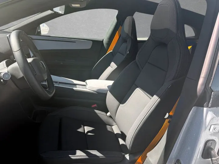 Polestar 4