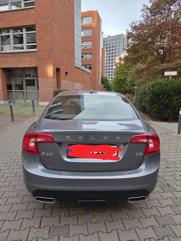Volvo S60
