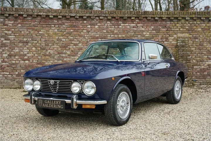 Alfa Romeo GTV