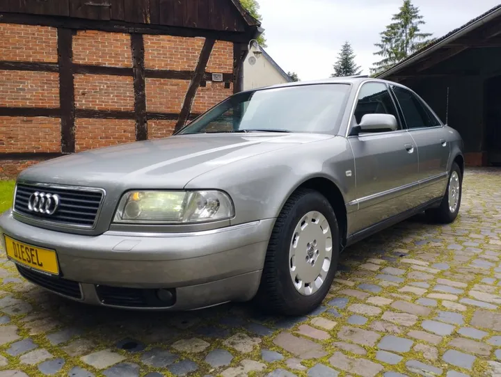 Audi A8