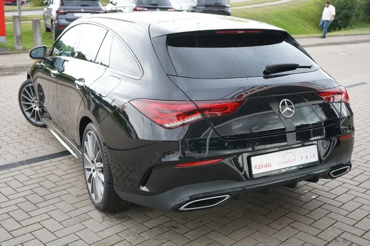 Mercedes-Benz CLA 200