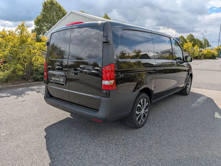 Mercedes-Benz eVito