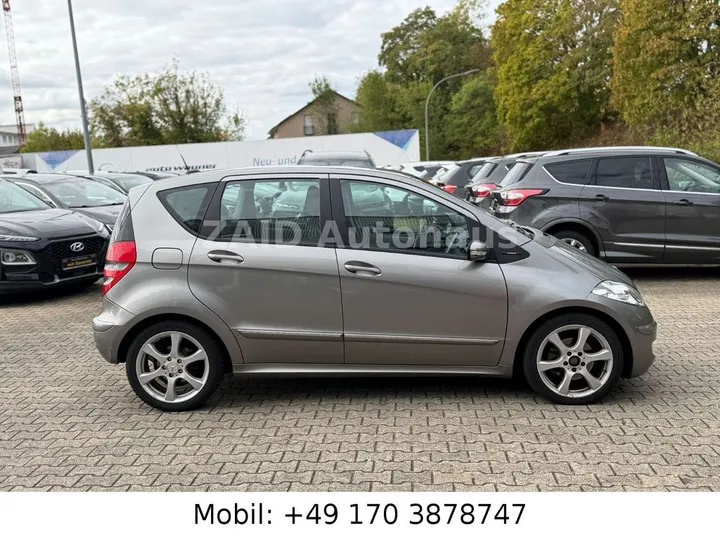 Mercedes-Benz A 200