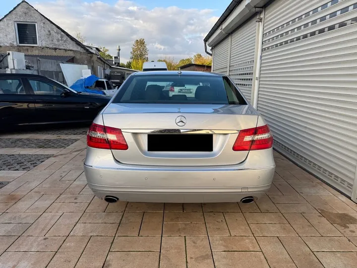 Mercedes-Benz E 350