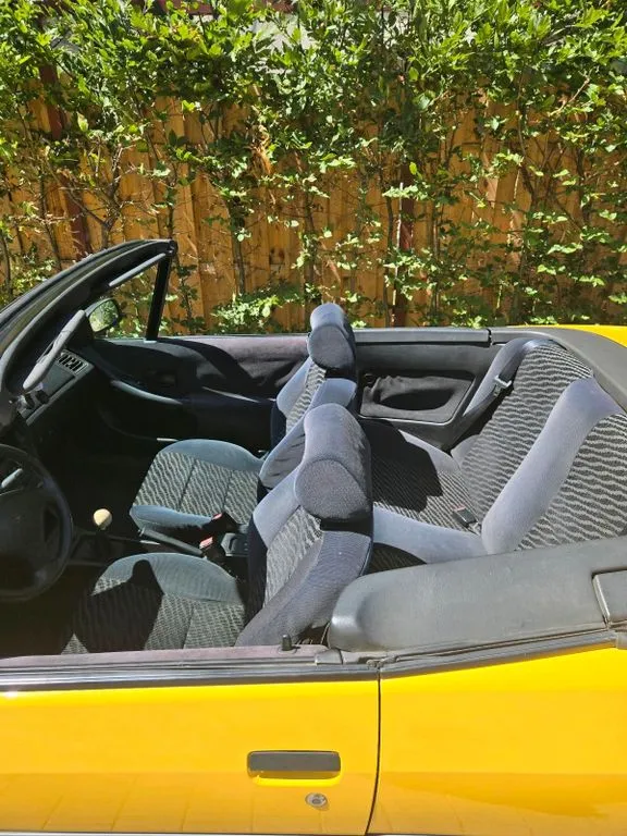 Peugeot 306