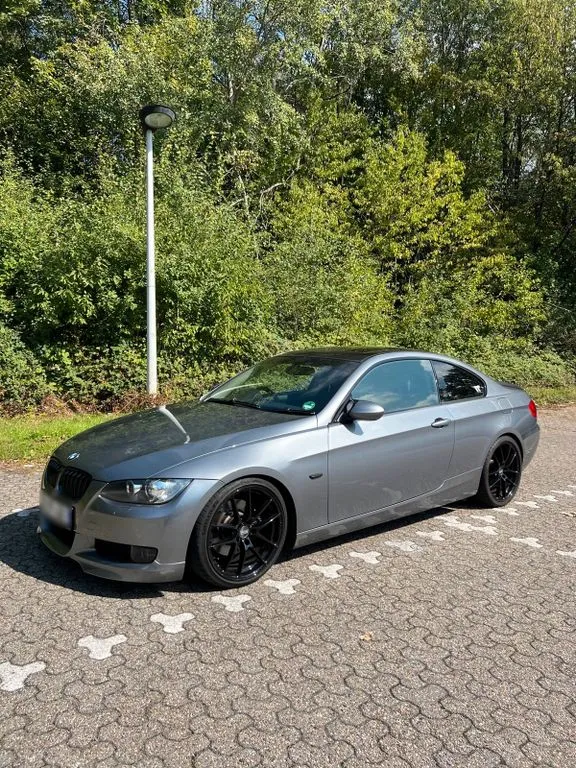 BMW 325