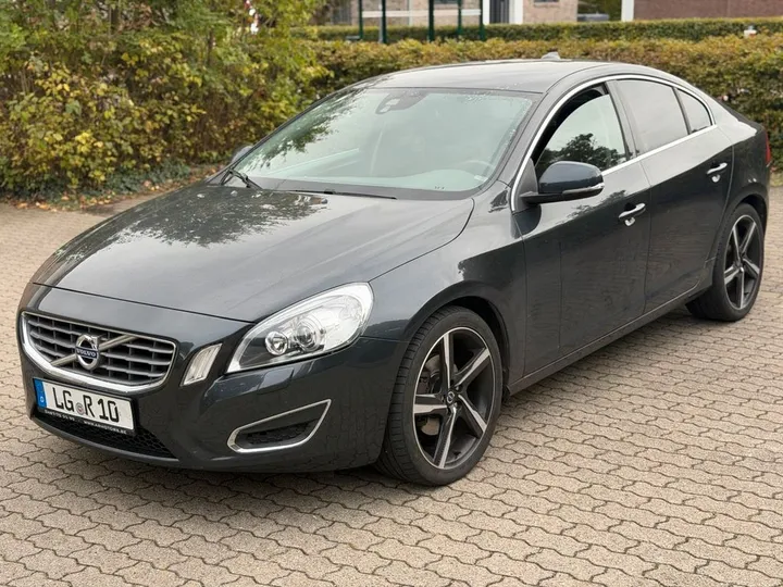 Volvo S60