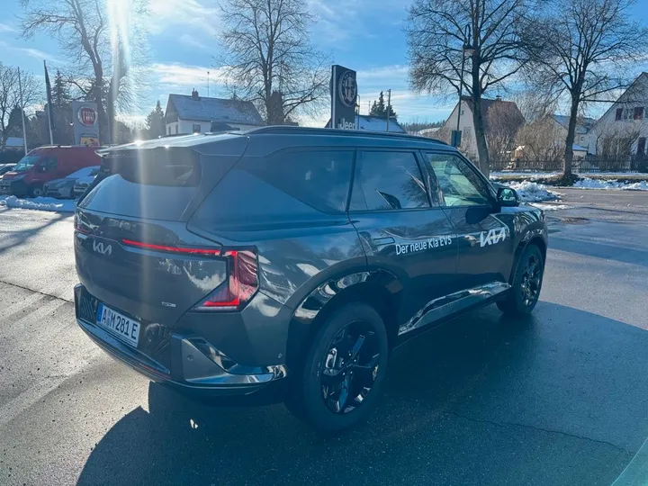 Kia EV5