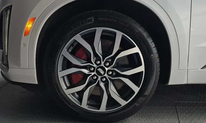 Cadillac XT6