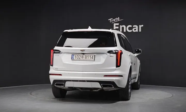 Cadillac XT6