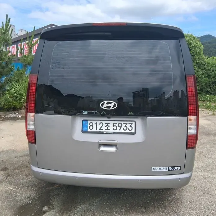 Hyundai Staria