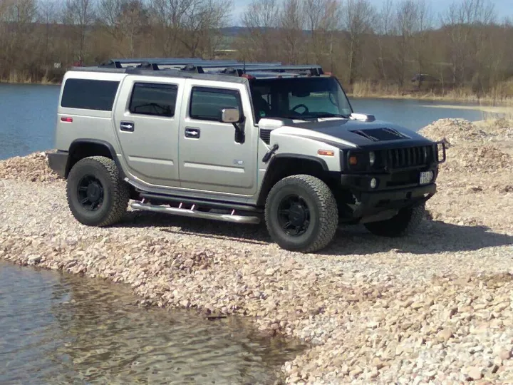 Hummer H2