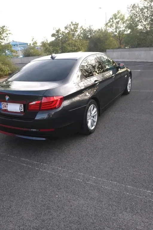 BMW 525