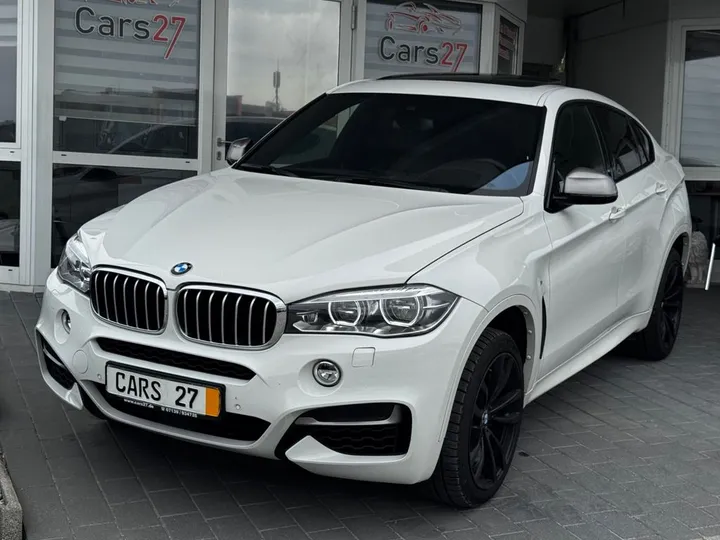 BMW X6 M50