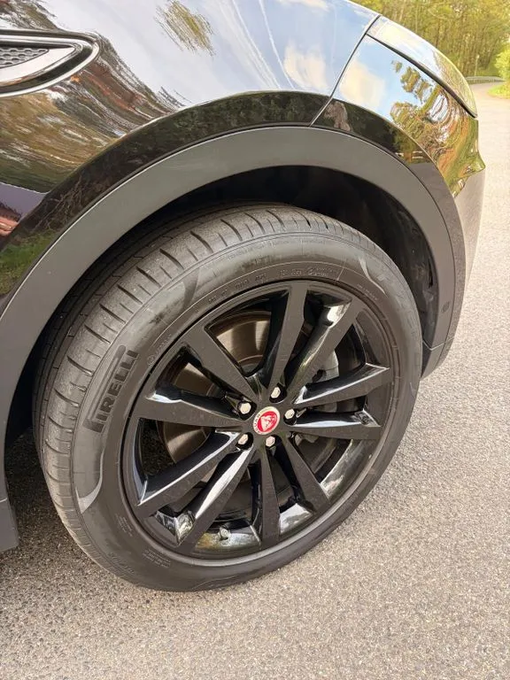 Jaguar E-Pace