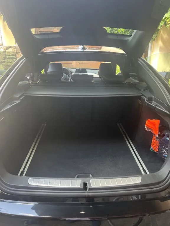 BMW 330 Gran Turismo