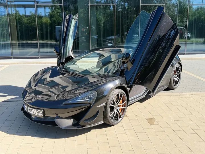 McLaren 570S