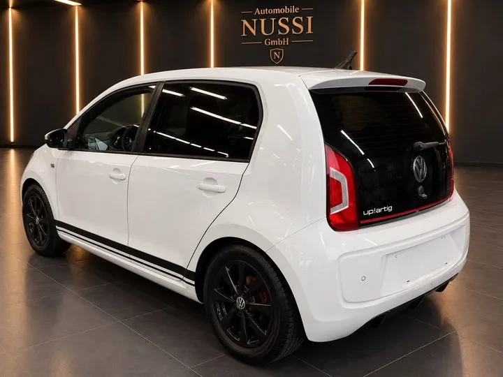 Volkswagen up!